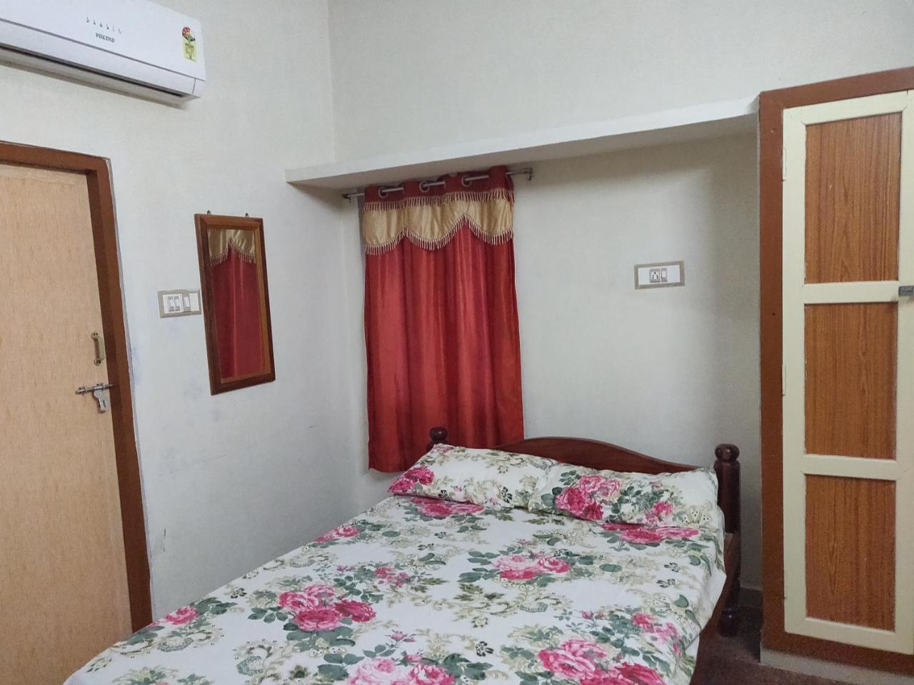 Srb Residency Hotel Tiruvannāmalai Eksteriør billede